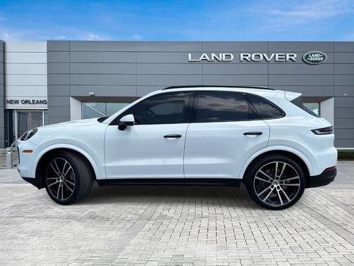 2024 Porsche Cayenne Base