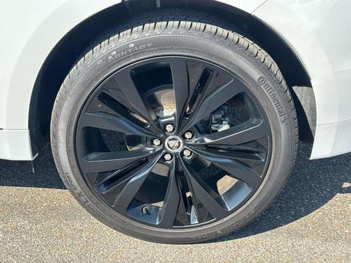 2025 Jaguar F-PACE P250 R-Dynamic S