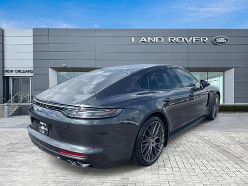 2023 Porsche Panamera Platinum Edition