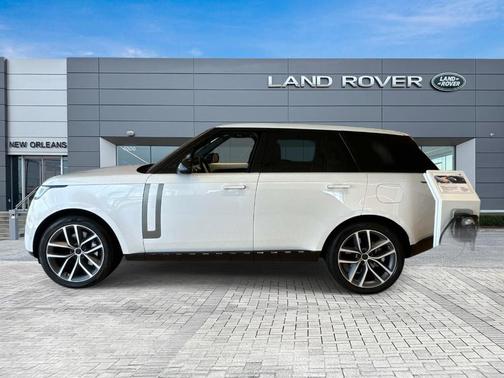 Ostuni Pearl White 2026 Land Rover Range Rover P550e SE