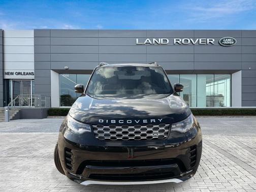 Santorini Black 2026 Land Rover Discovery