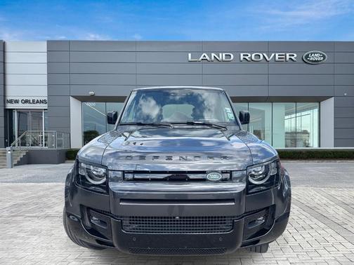 2025 Land Rover Defender P500 V8