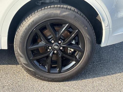 2025 Land Rover Discovery Sport S