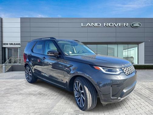 2024 Land Rover Discovery P300 S