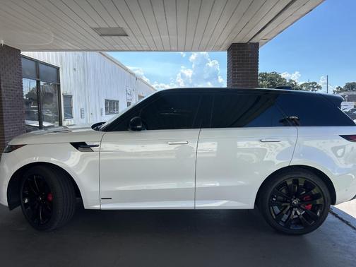 2025 Land Rover Range Rover Sport P530 Autobiography