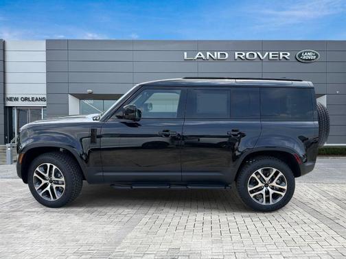 Santorini Black 2026 Land Rover Defender P300 S