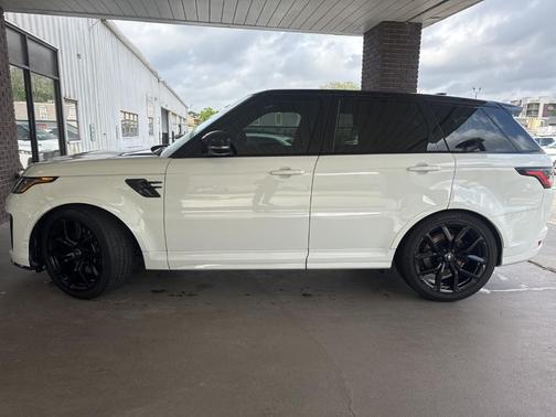 2021 Land Rover Range Rover SVR Carbon Edition