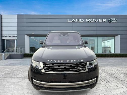 Santorini Black 2023 Land Rover Range Rover P400 SE