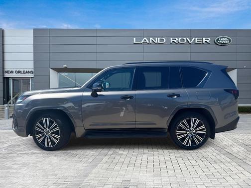 2023 Lexus LX 600 Luxury
