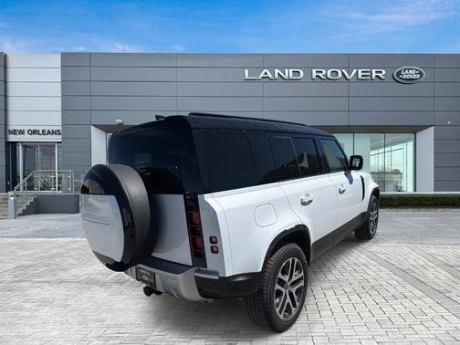 2025 Land Rover Defender P400 S