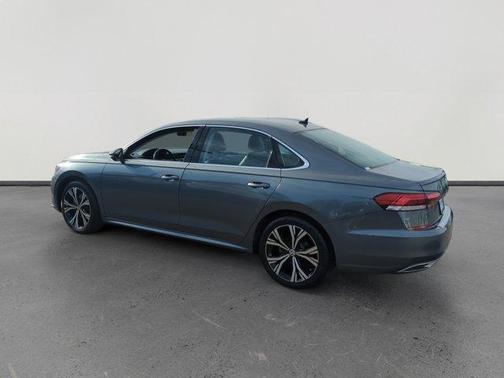 2021 Volkswagen Passat 2.0T SE