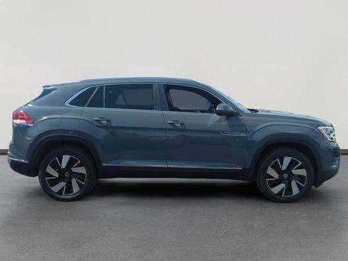 2026 Volkswagen Atlas Cross Sport 2.0T SEL
