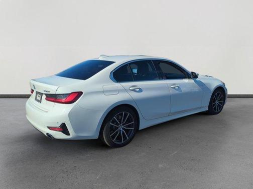 2020 BMW 330 i