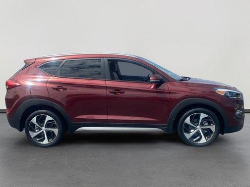 2017 Hyundai TUCSON Sport
