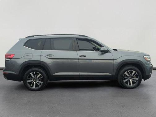 2022 Volkswagen Atlas 2.0T SE