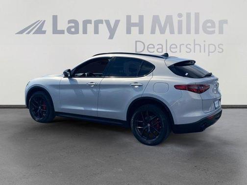 2020 Alfa Romeo Stelvio Base