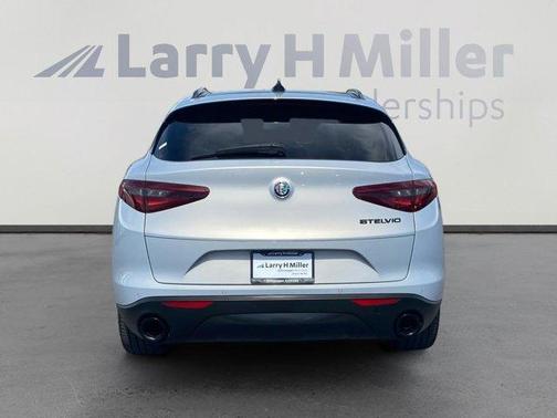 2020 Alfa Romeo Stelvio Base
