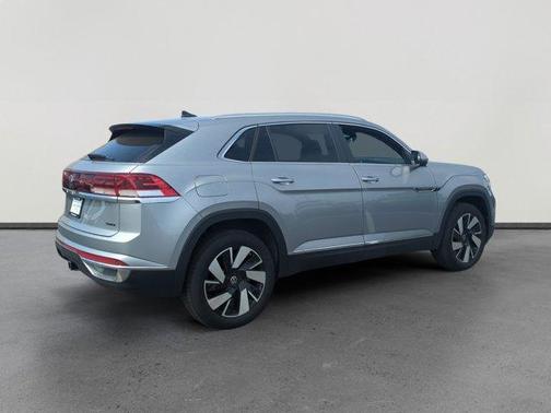 2025 Volkswagen Atlas Cross Sport 2.0T SEL