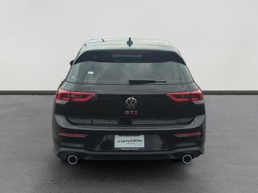 2025 Volkswagen Golf GTI 2.0T SE