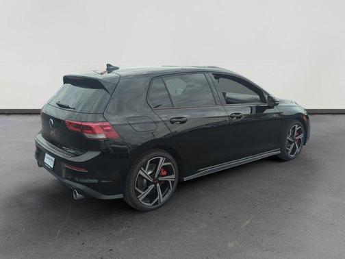 2025 Volkswagen Golf GTI 2.0T SE