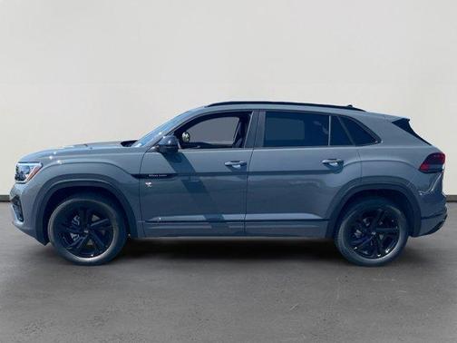 2025 Volkswagen Atlas Cross Sport 2.0T SEL R-Line Black