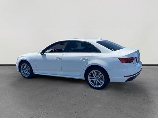 2017 Audi A4 Season of Audi Premium