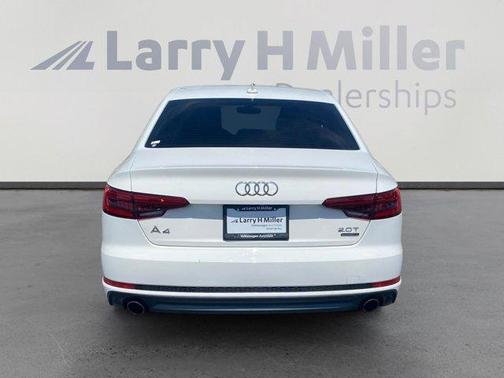 2017 Audi A4 Season of Audi Premium