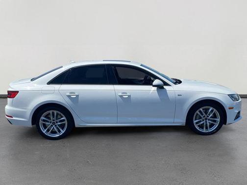 2017 Audi A4 Season of Audi Premium