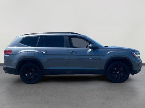 2023 Volkswagen Atlas 3.6L SE w/Technology