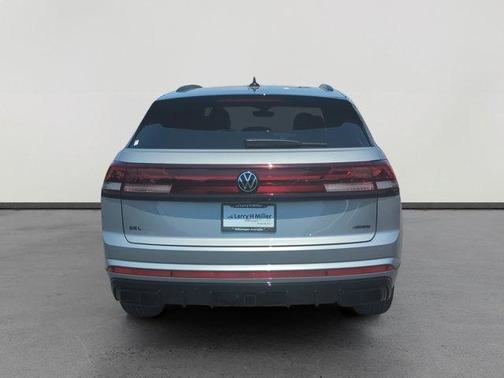 2025 Volkswagen Atlas Cross Sport 2.0T SEL R-Line Black