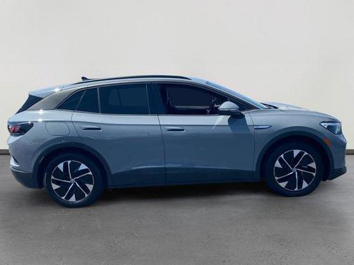 2022 Volkswagen ID.4 Pro