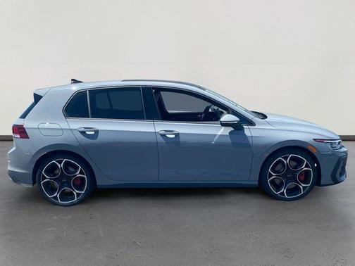2025 Volkswagen Golf GTI 2.0T Autobahn