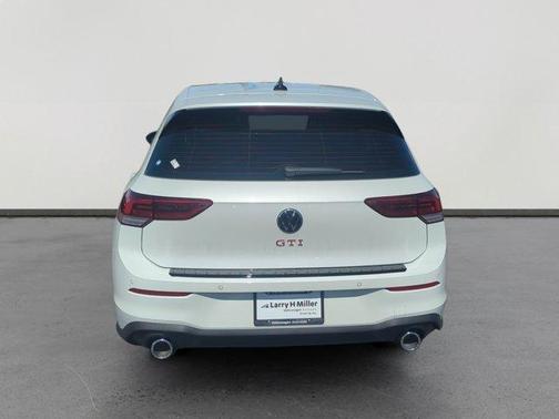 2025 Volkswagen Golf GTI 2.0T SE