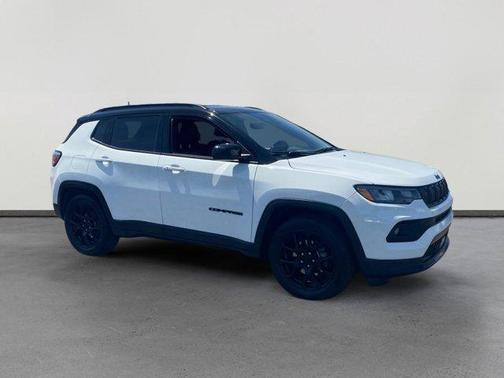 2022 Jeep Compass Altitude