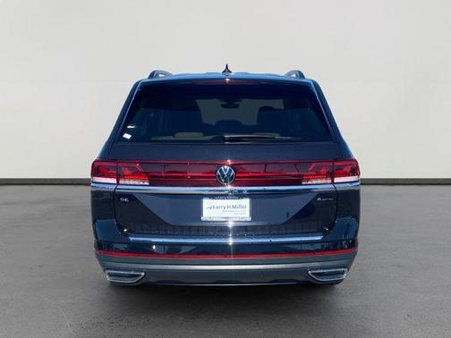 2025 Volkswagen Atlas 2.0T SE