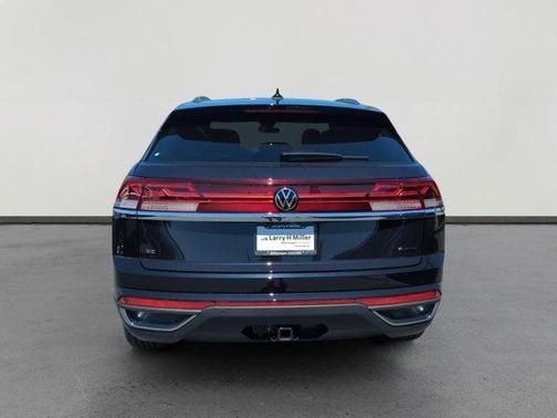 2026 Volkswagen Atlas Cross Sport 2.0T SE