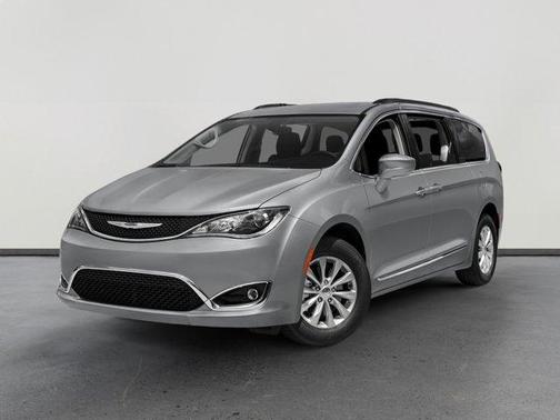 2018 Chrysler Pacifica Touring-L