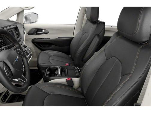2018 Chrysler Pacifica Touring-L