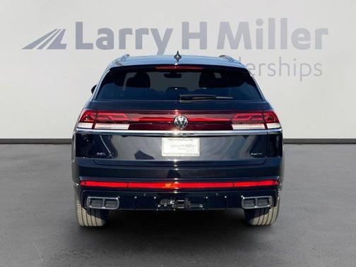 2025 Volkswagen Atlas Cross Sport 2.0T SEL Premium R-Line