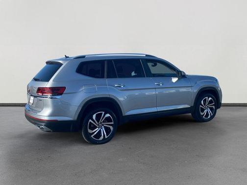 2023 Volkswagen Atlas 2.0T SEL