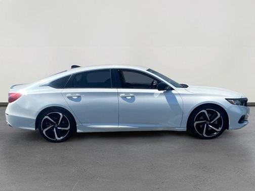 2022 Honda Accord Sport SE