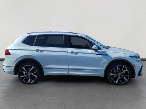 2022 Volkswagen Tiguan 2.0T SEL R-Line