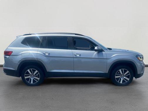 2022 Volkswagen Atlas 2.0T SE