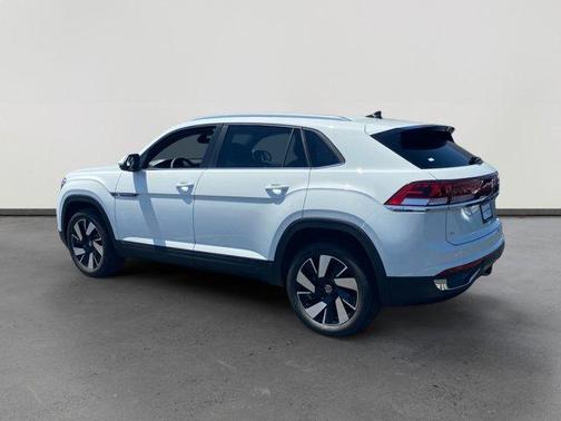 2025 Volkswagen Atlas Cross Sport 2.0T SE w/Technology