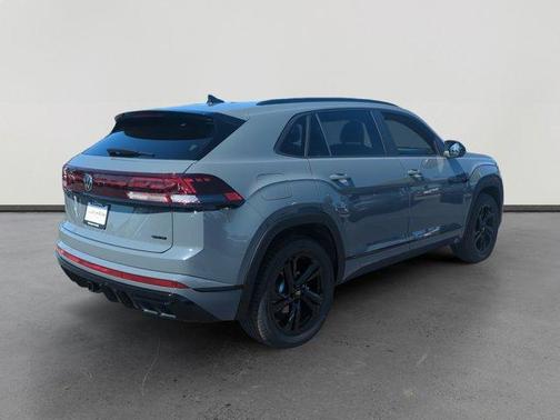 2026 Volkswagen Atlas Cross Sport 2.0T SEL R-Line Black