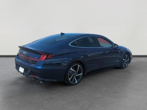 2022 Hyundai SONATA SEL Plus