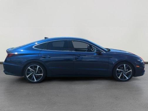2022 Hyundai SONATA SEL Plus