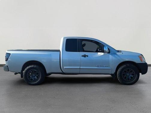 2010 Nissan Titan SE