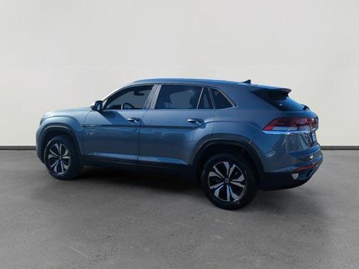 2025 Volkswagen Atlas Cross Sport 2.0T SE