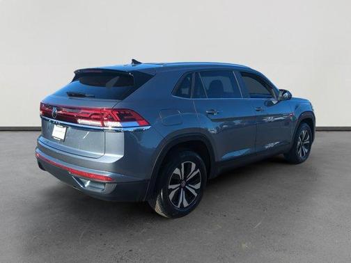 2025 Volkswagen Atlas Cross Sport 2.0T SE